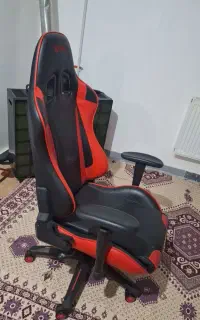 صندلی گیمینگ نیلپر