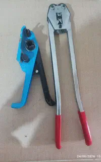 دستگاه  تسمه کش به همراه انبر پرچ