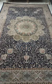 فرش 9متری در حد نو