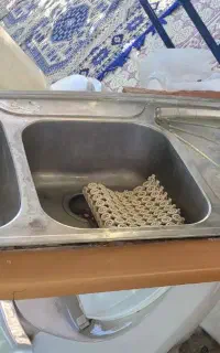 یک عدد هود  و سینک تو کار کار کرده قیمت توافقی