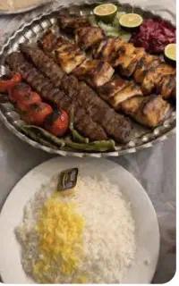 غذای بیرون بر توسط آشپز خانم