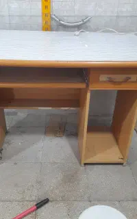 میز تحریر یا کامپیوتر