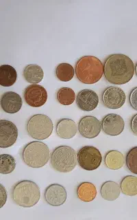 50 عدد سکه خارجی بی تکرار