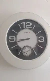ساعت دیواری کم کارکرد ۲موتور فعال