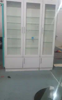 ویترین و طبقه