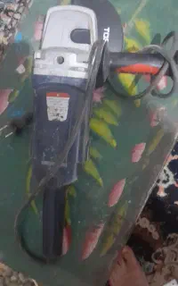 سنگ فرز بزرگ توسن قدیم