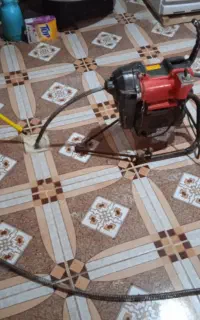 لوله بازکنی و نشیاب آب