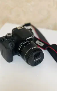 دوربین کنون 800D با لنز 18.55