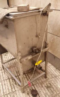 دستگاه خامه گیر یا خمیرگیر