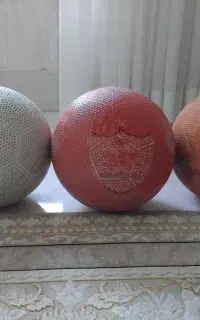 توپ ..فوتبال بسکتبال والیبال