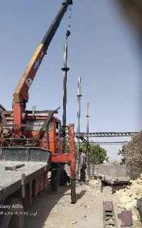 جرثقیل خاور 608