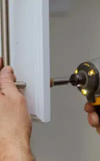 تعمیرات وتغیرات کابینت وکمدیواری...