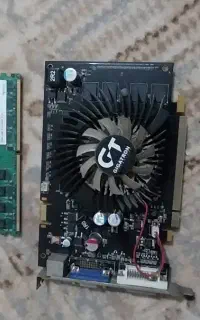 کاارت گرافیک یک گیگ  و رام ram ddr ۲