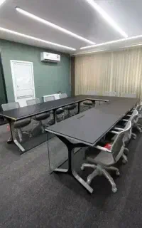 میز کنفرانس