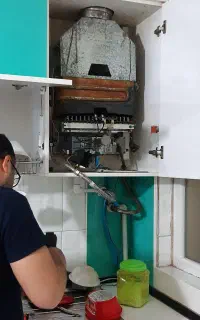 تعمیرات تخصصی پکیج و آبگرمکن دیواری