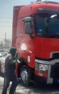 اتوبوس اسکانیا  یا مارال مدل ۹۰ به بالا..یا.حواله