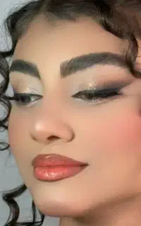 میکاپ ۶۰۰ شنیون ۵۵۰قیمت مناسب سالن زیبایی جاودانه