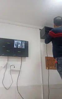 تهیه بازدید برآورد و نصب دوربین مداربسته در محل