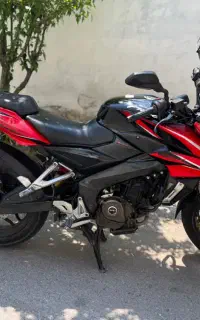 Ns200 ان اس ۹۴