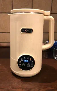 مخلوط کن و شیر سویا ساز