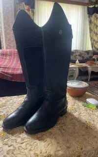 چکمه سوار کاری