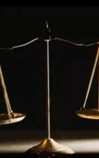 وکیل پایه یک دادگستری
