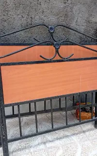 تخت تک نفره فلزی
