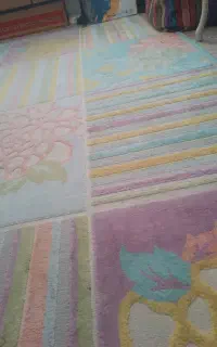 سلام. یه دونه فرش چهارمتری یه دونه هم شش متری