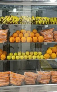 بستنی فروشی