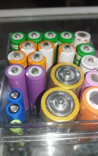 باتری لیتیوم چراغ قوه و چراغ اضطراری