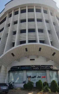مغازه ۲۴ متری با پارکینگ رایگان