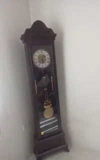 ساعت ایستاده
