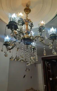 تعدادی لوازم منزل لوستر دیوار کوب