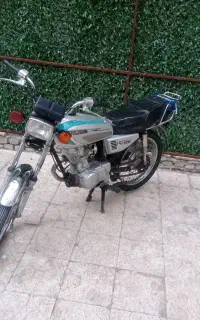 موتور ۱۲۵ مزایده درحد صفر