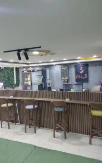 سلام به یک خانم سر زبون دار برای همکاری نیازمندیم
