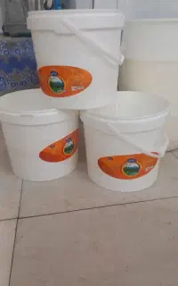 سطل درب دار