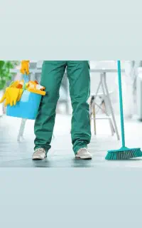 نیروی خدماتی نظافتی آقا