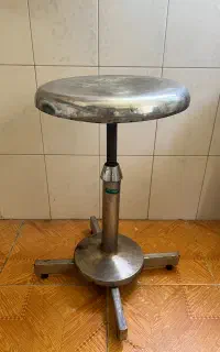 صندلی استیل تابوره گردون و قابل تنظیم ارتفاع