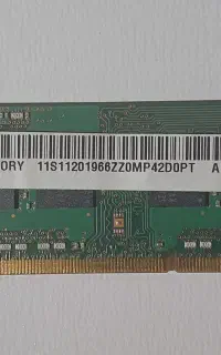 دو عدد رم ۴ گیگ لپتاب 1600mhz ddr3