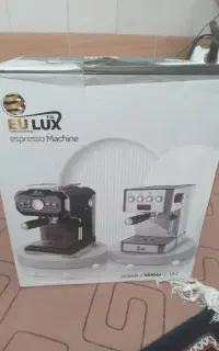 تعویض یک دستگاه اسپرسوساز بااجاق گاز وکابینت