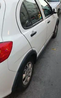 ماشین کوییک مدل ۹۸ بسیار تمیز