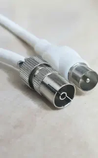نصب انواع آنتن نصاب تلویزیون و براکت دیواری