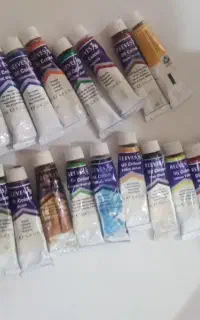 بوم نقاشی و رنگ