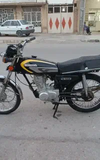 موتور سیکلت مزایده
