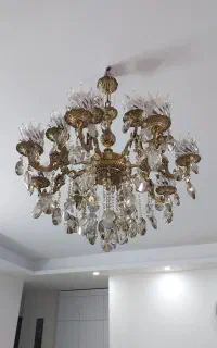 لوستر ۱۶ شاخه