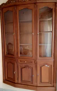 فروش دوعدد بوفه چوبی بسار تمیز در حد نو