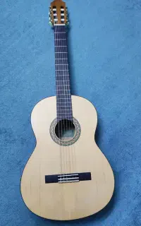 گیتار یاماها