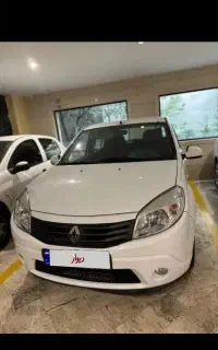 رنو ساندرو