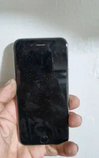 2 عدد گوشی آیفون 5اس و 6 جفتشون 64  خاموش تو شارژ