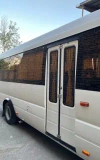 مینی بوس ایسوزو